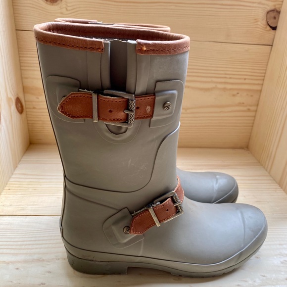 sperry walker fog rain boots